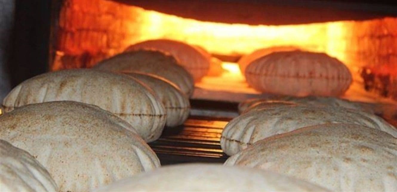 الرغيف في مهبّ الأزمة... عمال الأفران بين غياب التنظيم وتهديد الأمن الغذائي