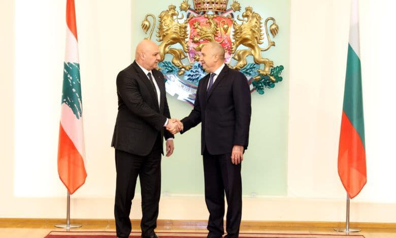 عون وراديف في مؤتمر صحفي مشترك: تعزيز الصداقة اللبنانية – البلغارية والتأكيد على سيادة لبنان واستقرار المنطقة