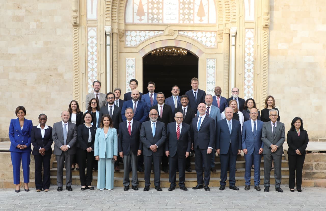 سلام يترأس اجتماعًا موسّعًا مع وفد البنك الدولي: دعم للإصلاحات ودعوة لتسريع اتفاق لبنان مع صندوق النقد