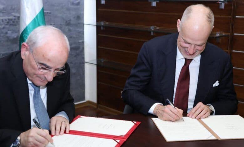 لبنان والمجر يوقعان اتفاقية تعاون عسكري لتعزيز العلاقات الدفاعية