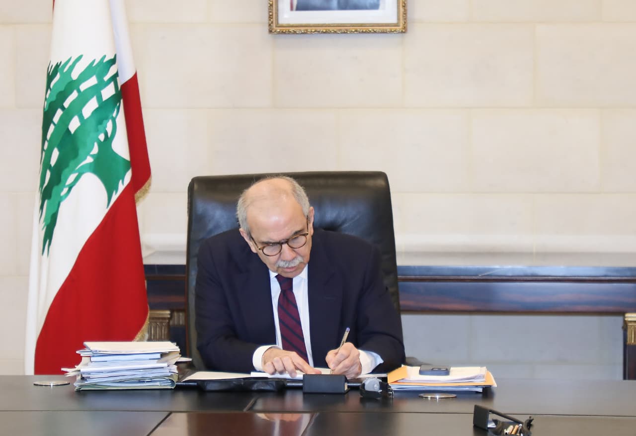 سلام: ” الدولة لا تدار بالخوف وما زال هناك عناصر قوة للنهوض من جديد”